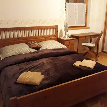Vila Vila Marjetica *